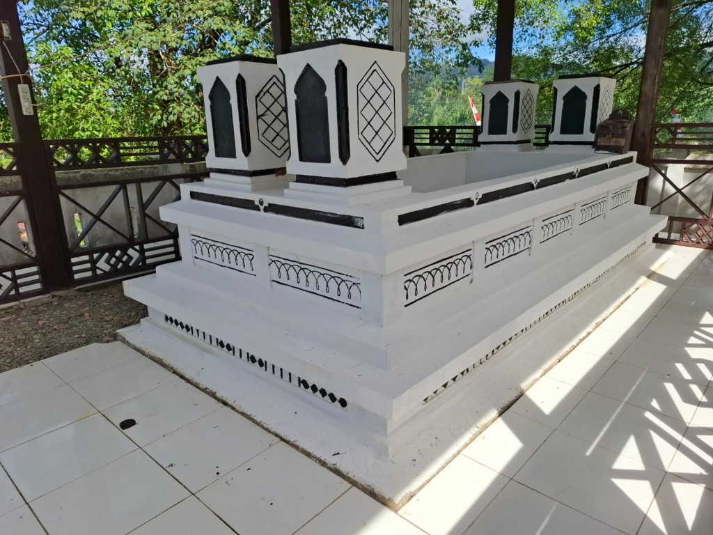 Makam Pocut Baren Pahlawan Aceh
